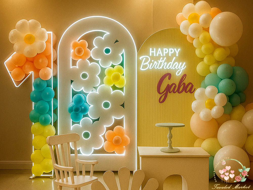طاق گل آرایی شده لاکچری برای تولد در مشهد